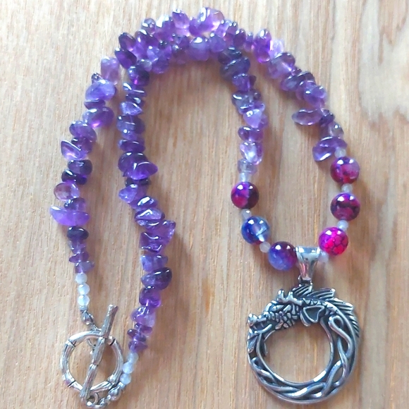 Amethyst Dragon Vein Agate Beaded Dragon Pendant 16" Necklace - Picture 4 of 4